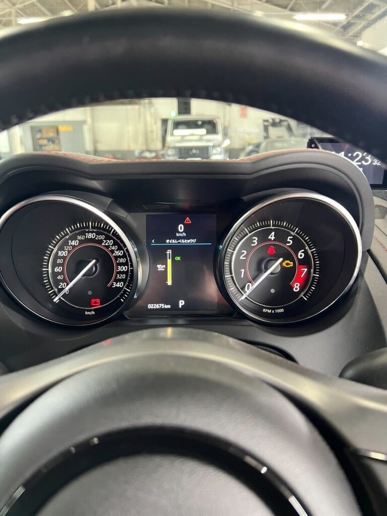 ジャガー Fタイプ メーターパネル