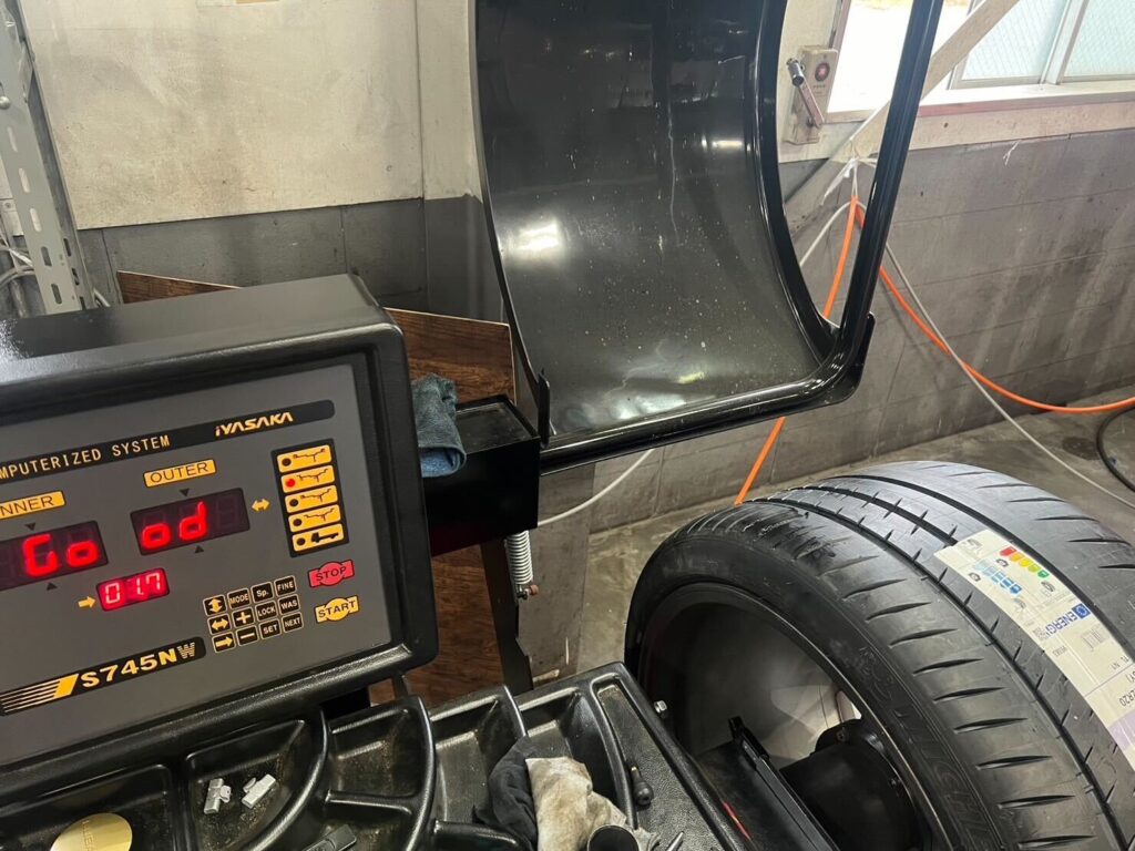 ポルシェ911 タイヤ交換