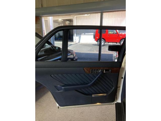 左リアパワーウィンドレギュレータ