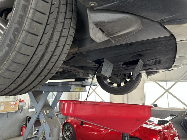 オイルを下抜きする準備