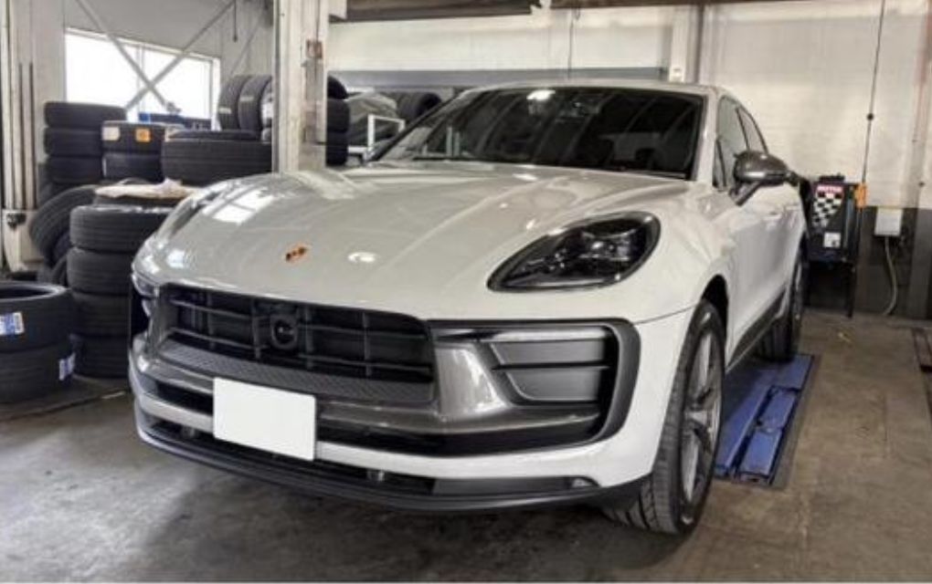 ポルシェマカンのブレーキパッド交換